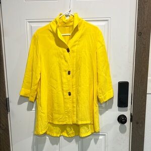 Fridaze Vibrant Yellow Linen Women's Button-Up Tunic